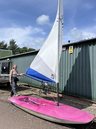 Pink Topper &ndash; Fully Equipped & Ready to sail 33430