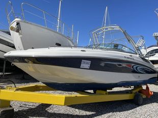 2011 Rinker 248