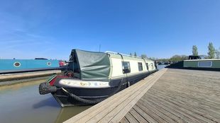 Acorn 35ft Cruiser stern
