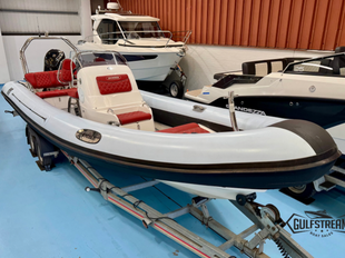 2014 Humber Sports Pro 8m w/ Suzuki 225HP