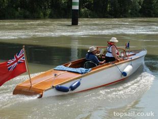 2006 GRP Gentleman's Slipper Launch - topsail.co.uk