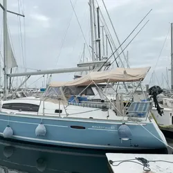 2011 Beneteau Oceanis 40