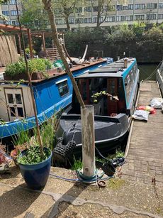 58 ft live aboard narrowboat &lsquo;Aquarius&rsquo;