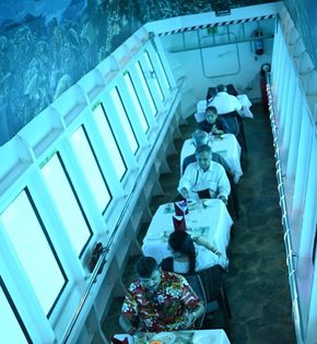 Underwater Dining