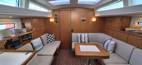 2021 Bavaria Vision 42 4