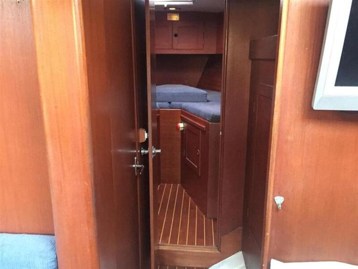 1982 Hallberg-Rassy 42 KETCH