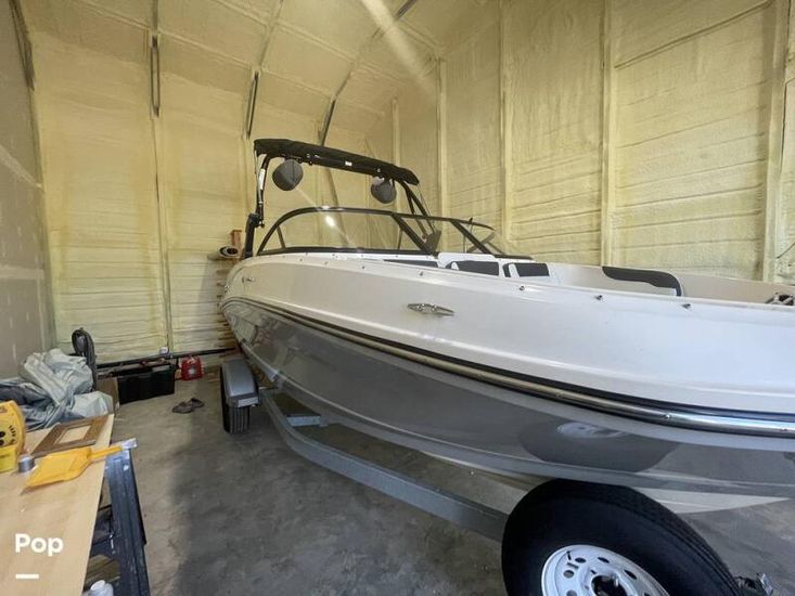 2020 Bayliner vr5