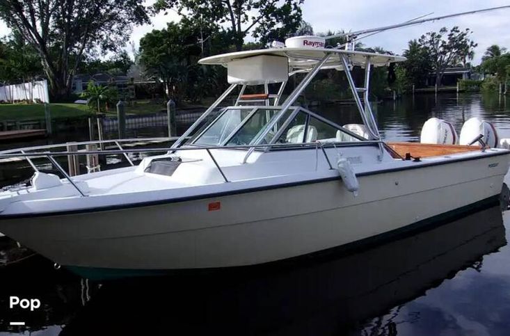 1983 Tiara 2500 pursuit