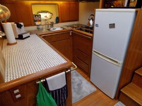 President 47 AFT CABIN! AFT DECK! LIVE-ABOARD! NOW REDUCED!! - Galley