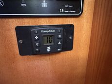 2005 Bavaria 30 Cruiser