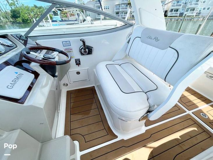 2011 Sea Ray 260 sundancer