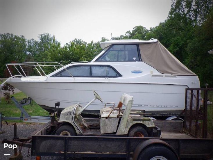 2005 Bayliner 242 classic
