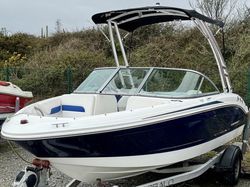 CHAPARRAL 18 H2O BOWRIDER + MERCRUISER 3.0 MPI