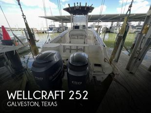 2013 Wellcraft 252 Fisherman