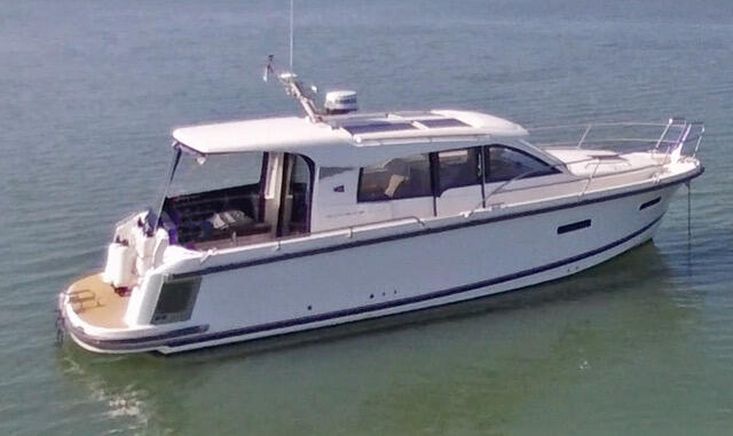 Nimbus 305 Coupe