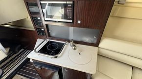 2017 Monterey 275 Sport Yacht 18