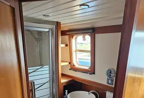 Wolstenholme cruising barge for sale with BJ Marine