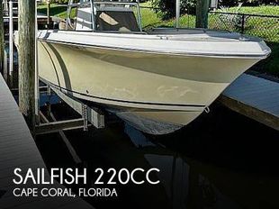 2013 Sailfish 220CC