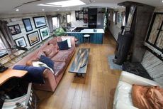 PRICE REDUCED! The Toucan 60&rsquo; x 12&rsquo;6 Eurocruiser 2 bed