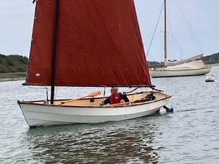 Drascombe Dabber with modified rig