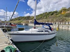 MOODY 27  5 BERTH BILGE KEEL T  £12500