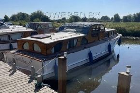 Windboats 38 AFT SALOON! - Exterior