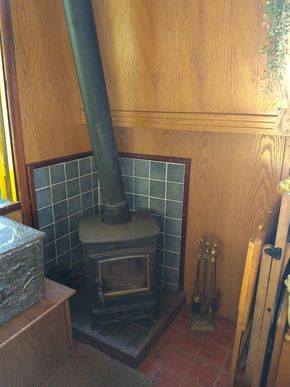 Solid fuel stove