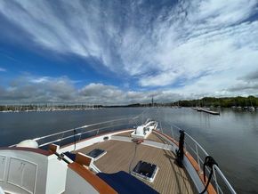 Heading for open water