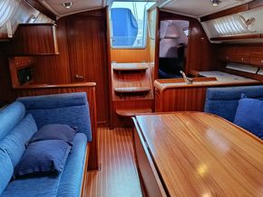 Bavaria 36 Cruiser - Looking Aft