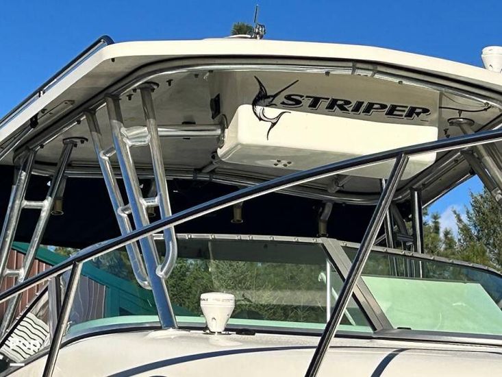 2005 Seaswirl 2601 striper