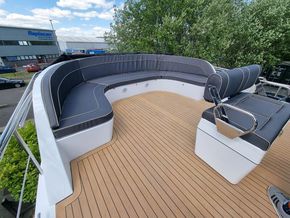 upper stern deck area