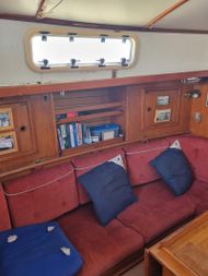 Victoria 34 Cutter