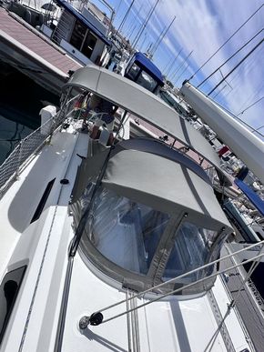 2017 Bavaria 37 Cruiser 10