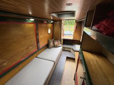 35ft Trad style tug narrowboat