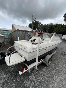 Bayliner 1952 Capri 