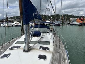 2004 Beneteau Oceanis 473 4