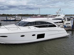 2015 Princess 52