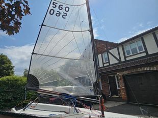 Blaze 560 - Updated Mk1 incl. Halo sail