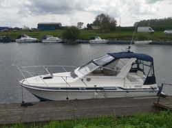 Fairline Carrera