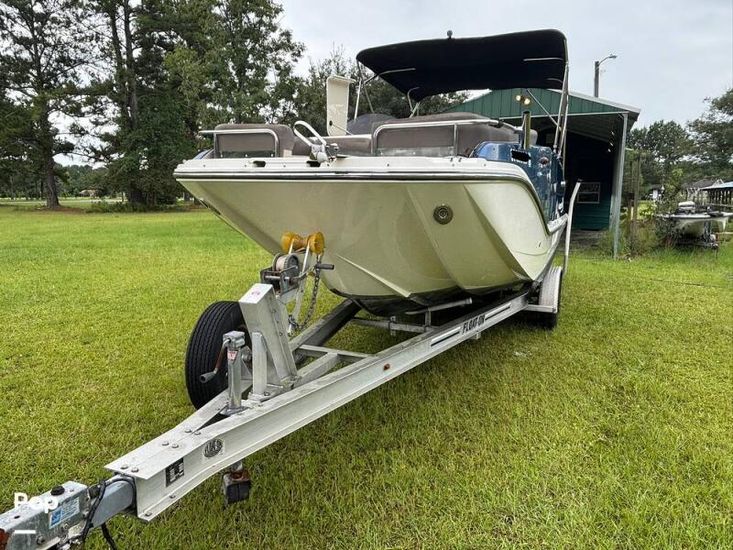2017 Bayliner Element XR7