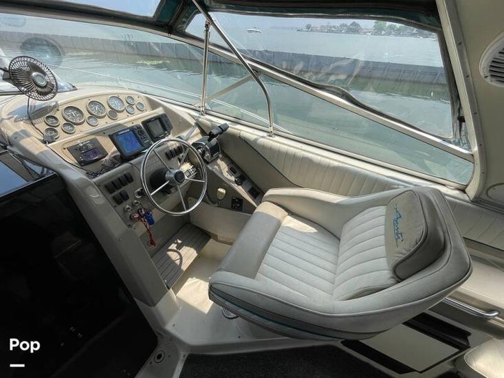 1995 Bayliner 3255 avanti