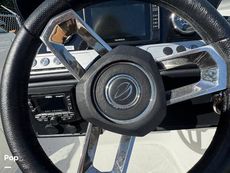 2023 Crownline E235XS