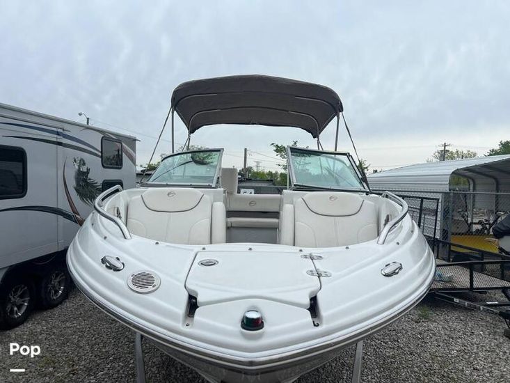 2006 Crownline 230 ls