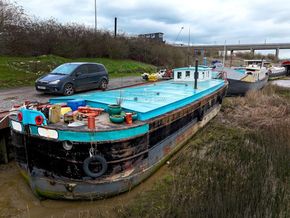 Humber Barge 61ft with Residential Mooring  - Main Photo