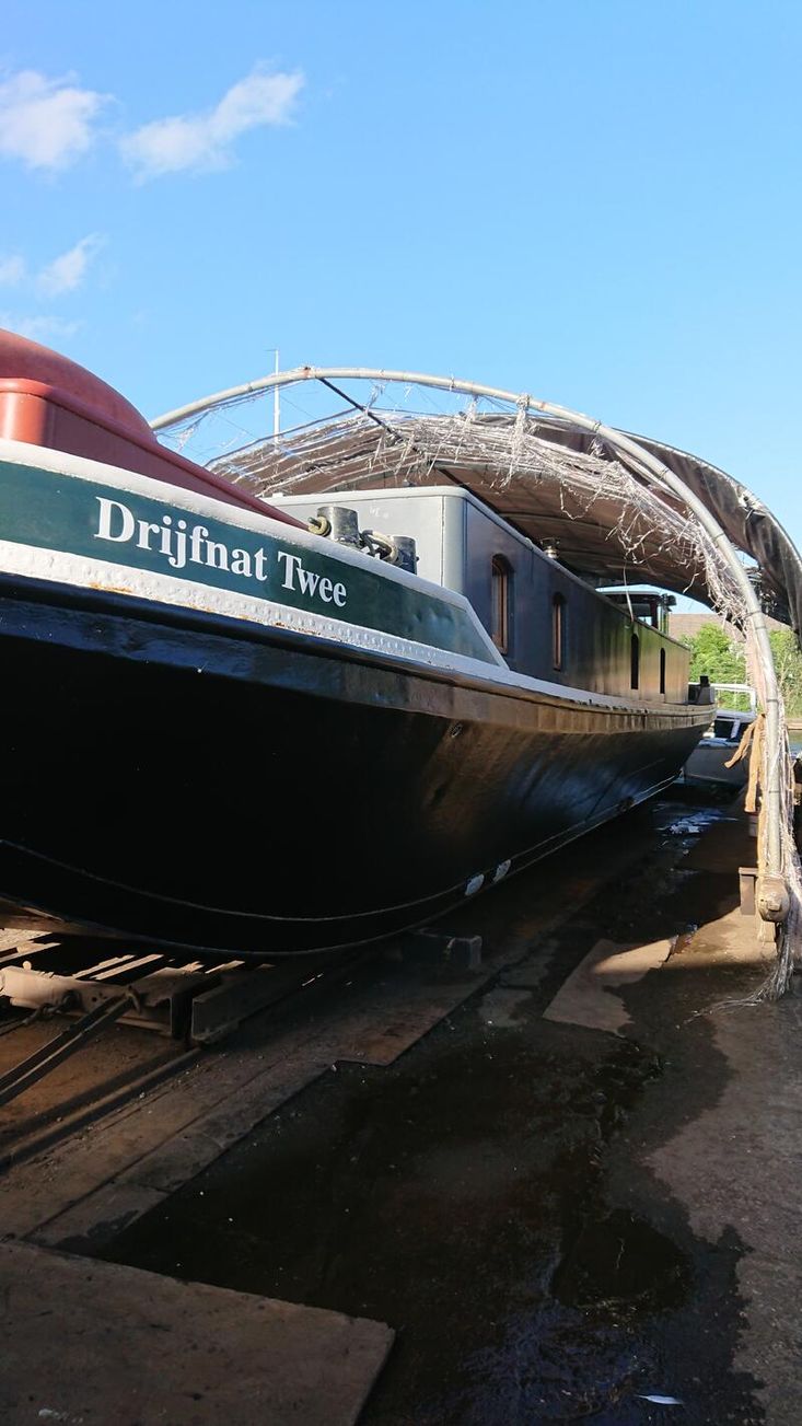 Dutch Barge recent conversion 70ft long