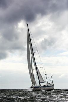 2014 KM YACHTBUILDERS Oceanic Sailing Yacht