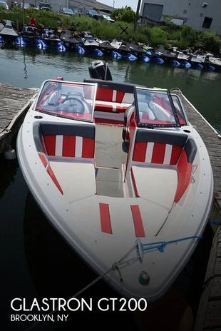 2013 Glastron GT200