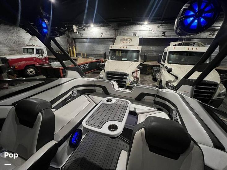 2018 Yamaha 242 limited se