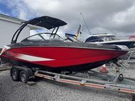 2015 Scarab 215