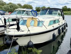 Fairline Mirage Diesel soft top